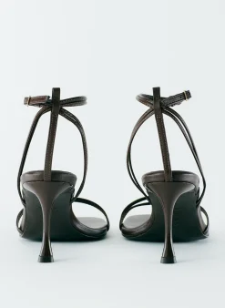 Guy Sandal-Tibi Online
