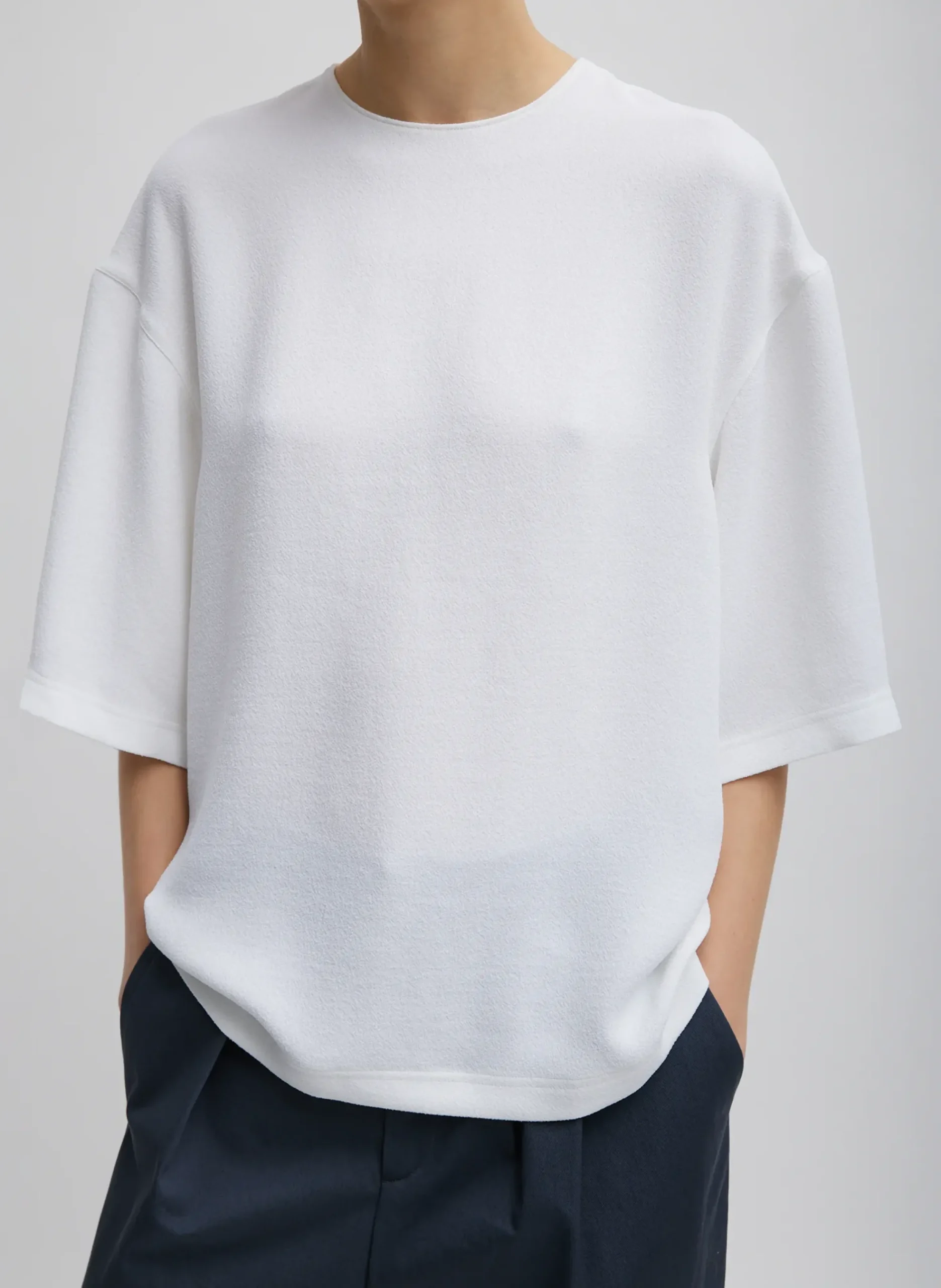 Pebble Sable Easy T-Shirt-Tibi Fashion