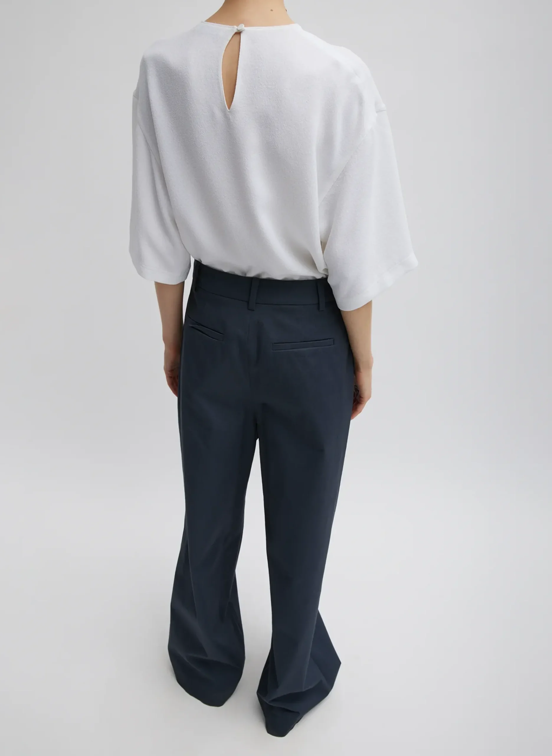 Pebble Sable Easy T-Shirt-Tibi Fashion